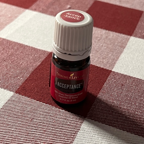 Young Living | Essential Oil Acceptance 5ml - Picture 1 of 2